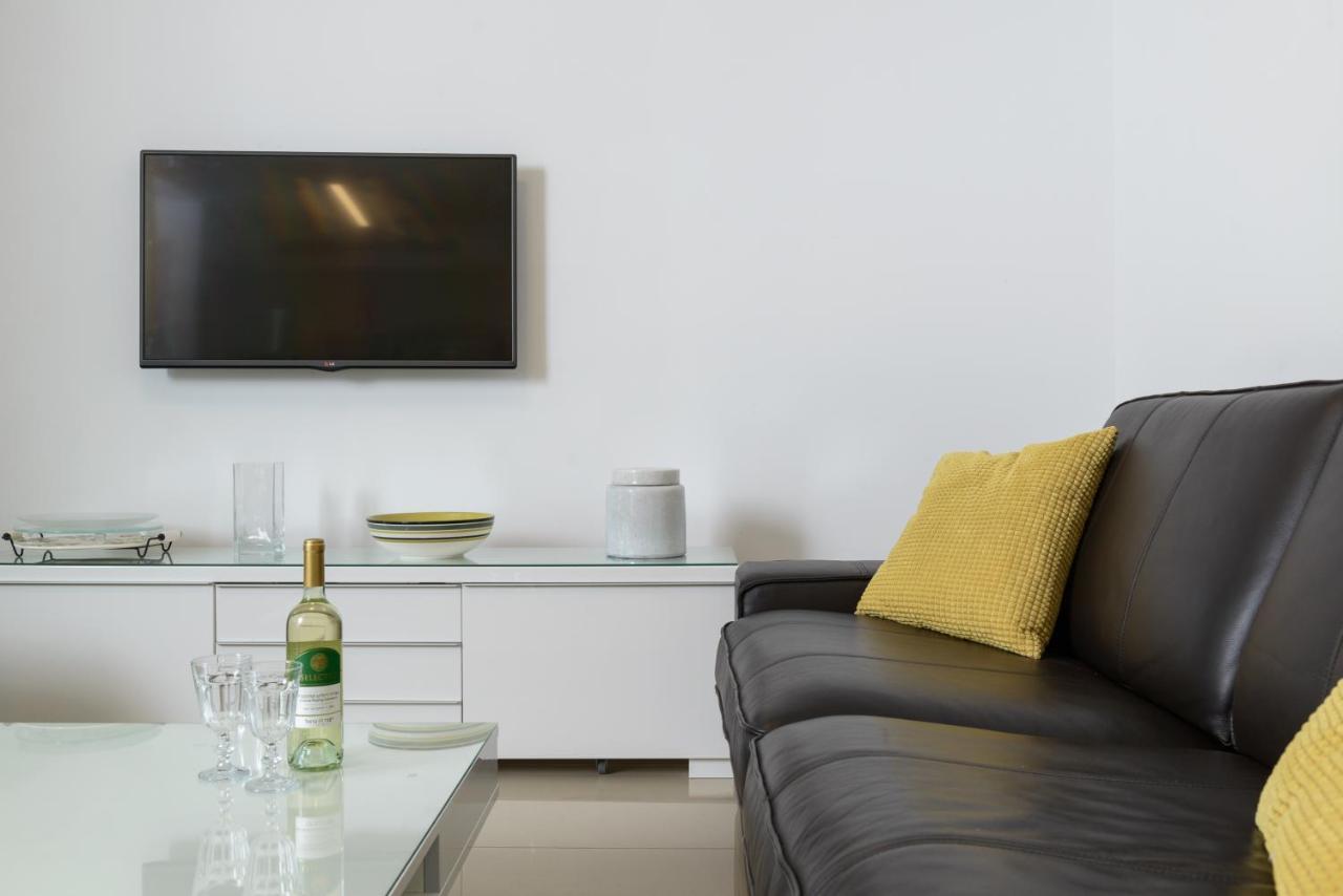 3 Ma'On - By Beach Apartments Tlv Tel Aviv Exterior photo