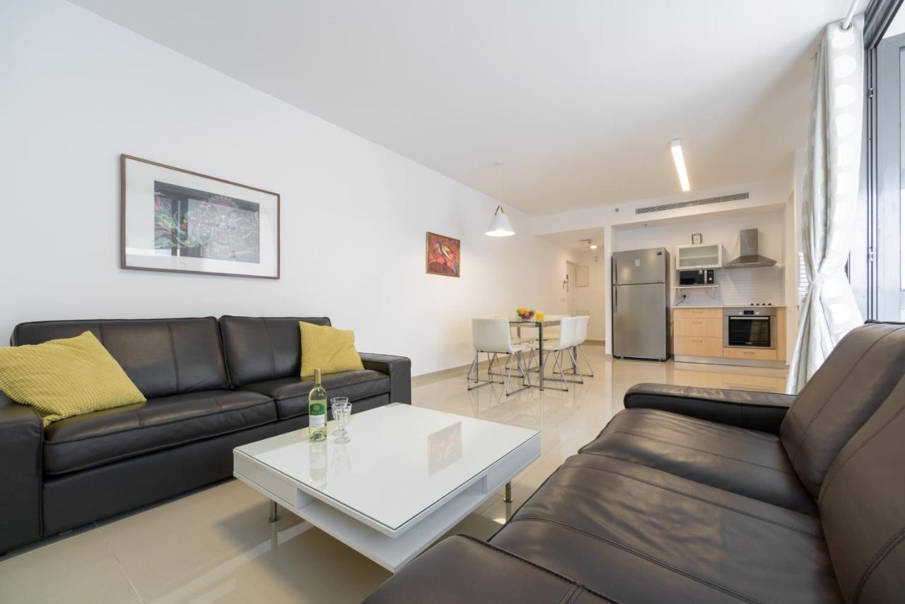 3 Ma'On - By Beach Apartments Tlv Tel Aviv Exterior photo